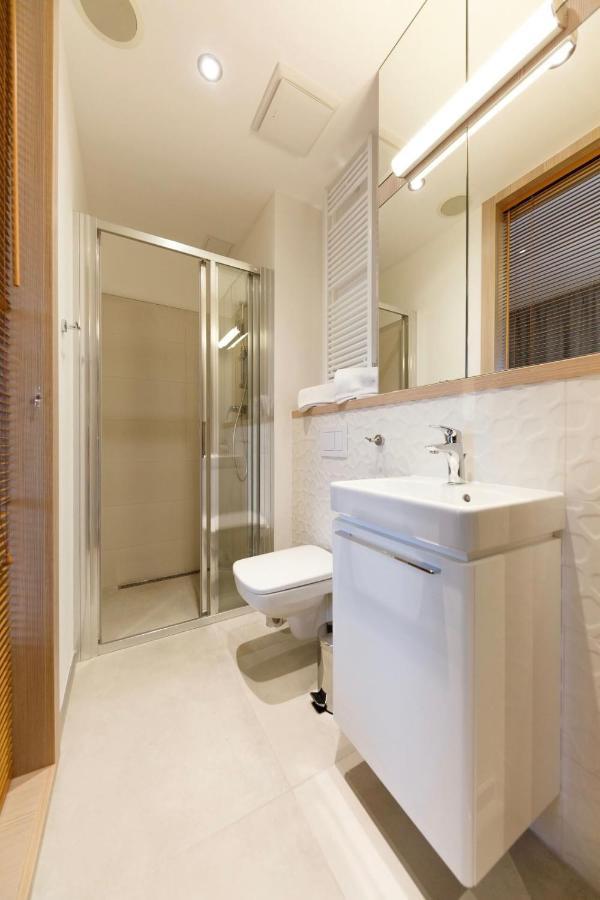 Good Wolska Residence Warsaw Ngoại thất bức ảnh