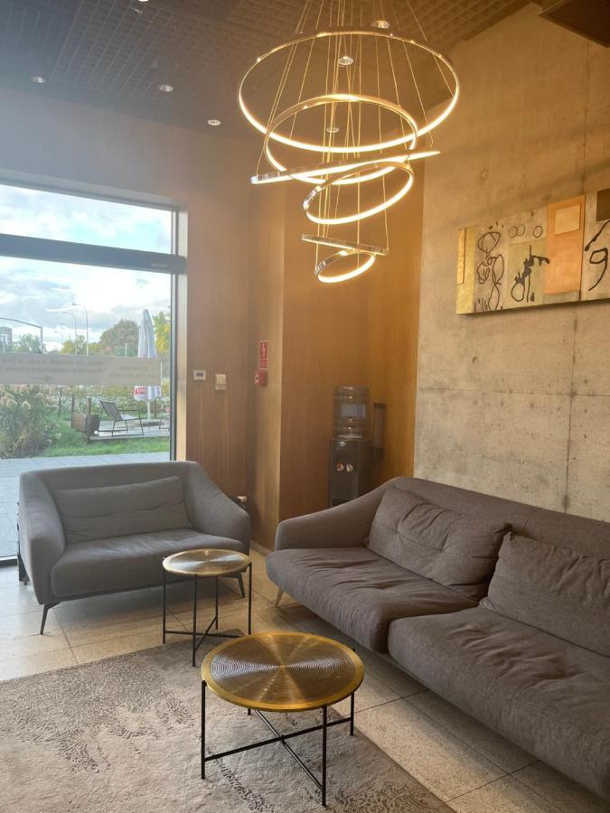 Good Wolska Residence Warsaw Ngoại thất bức ảnh