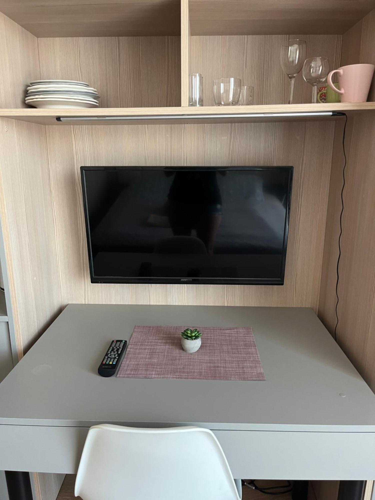 Good Wolska Residence Warsaw Ngoại thất bức ảnh