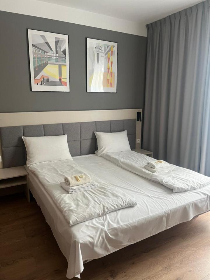 Good Wolska Residence Warsaw Ngoại thất bức ảnh